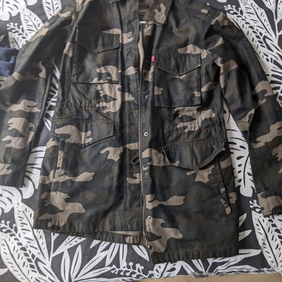 Levis jacket - Picture 1 of 3